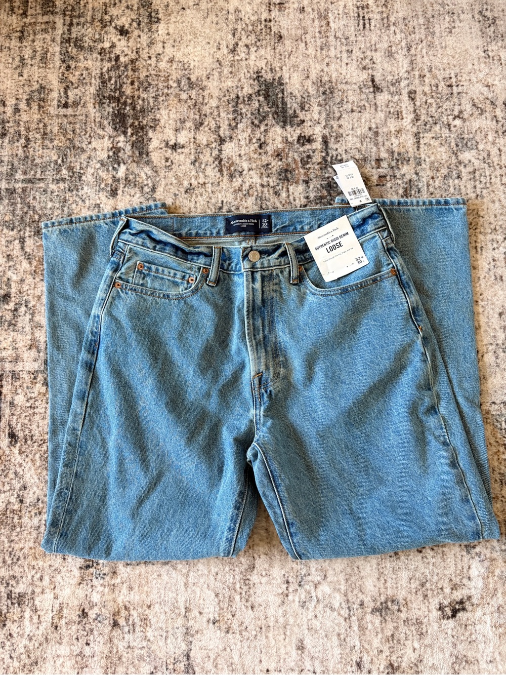 NWT Abercrombie & Fitch Rigid Denim Loose Jeans 32x30